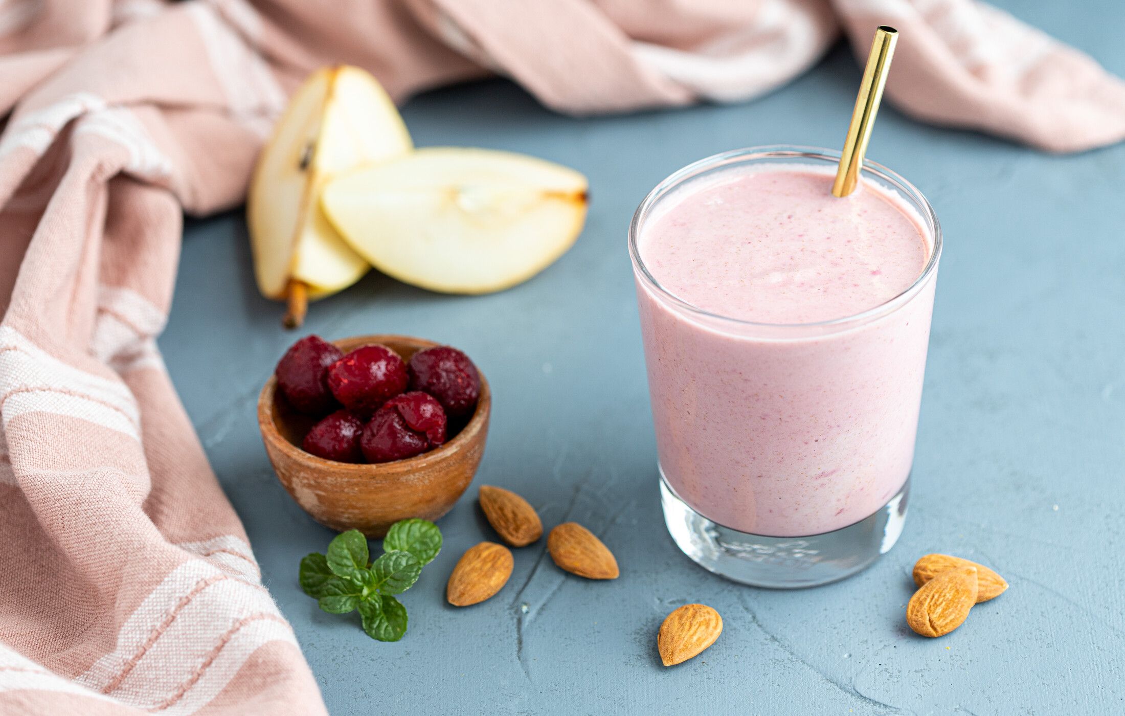 Cherry Almond Smoothie Nourishing Meals® 0312